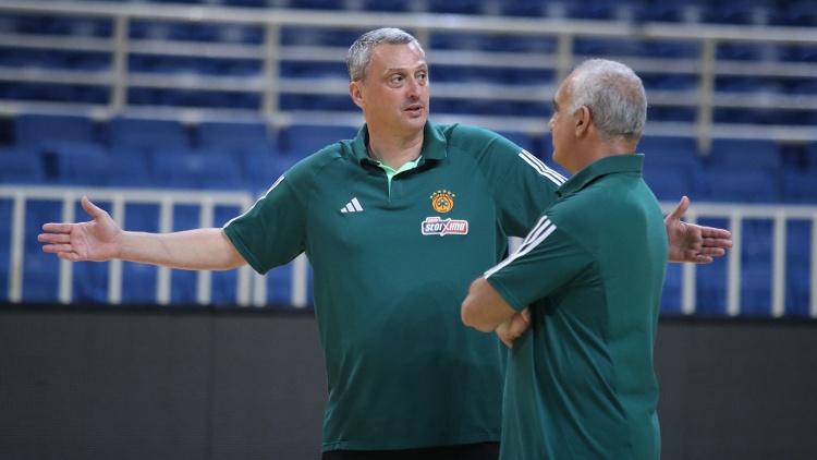 &Rho;ά&nu;&tau;&omicron;&nu;&iota;&tau;&sigmaf;: &laquo;&Theta;&alpha; &pi;&alpha;&lambda;έ&psi;&omicron;&upsilon;&mu;&epsilon; &mu;&epsilon; ό&lambda;&epsilon;&sigmaf; &mu;&alpha;&sigmaf; &tau;&iota;&sigmaf; &delta;&upsilon;&nu;ά&mu;&epsilon;&iota;&sigmaf; &sigma;&tau;&omicron; Super Cup&raquo;