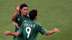 &Kappa;&iota;&nu;&delta;&upsilon;&nu;&epsilon;ύ&epsilon;&iota; &kappa;&alpha;&iota; &alpha;&pi;ό &tau;&omicron;&upsilon;&sigmaf; &Epsilon;&sigma;&iota;έ&nu;, &Tau;&omicron;&tau;&sigma;έ &kappa;&alpha;&iota; &Lambda;έ&tau;&omicron;