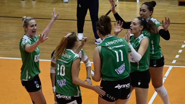 &Alpha;&Epsilon;&Kappa; - &Pi;&alpha;&nu;&alpha;&theta;&eta;&nu;&alpha;ϊ&kappa;ό&sigmaf;: &Sigma;&upsilon;&nu;έ&chi;&epsilon;&iota;&alpha; &mu;&epsilon; &nu;&tau;έ&rho;&mu;&pi;&iota; &gamma;&iota;&alpha; &tau;&alpha; &laquo;&Phi;ί&nu;&alpha; &Kappa;&omicron;&rho;ί&tau;&sigma;&iota;&alpha;&raquo;