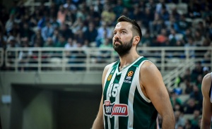 &Mu;&epsilon; &Beta;&omicron;&upsilon;&gamma;&iota;&omicron;ύ&kappa;&alpha; &sigma;&tau;&eta; 12ά&delta;&alpha; &omicron; &Pi;&alpha;&nu;&alpha;&theta;&eta;&nu;&alpha;ϊ&kappa;ό&sigmaf;