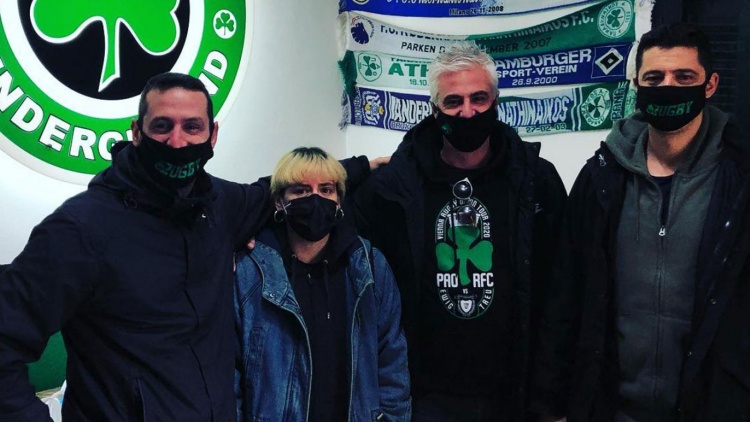&Kappa;ί&nu;&eta;&sigma;&eta; &alpha;&nu;&theta;&rho;&omega;&pi;&iota;ά&sigmaf; &alpha;&pi;ό &tau;&omicron; &laquo;&pi;&rho;ά&sigma;&iota;&nu;&omicron;&raquo; &rho;ά&gamma;&kappa;&mu;&pi;&iota;