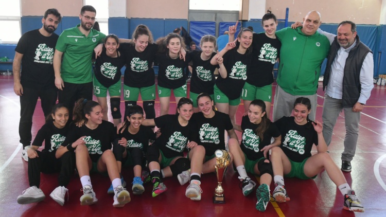 &Pi;&rho;&omega;&tau;&alpha;&theta;&lambda;&eta;&tau;ή&sigmaf; 4&Chi;4 &omicron; &Pi;&alpha;&nu;&alpha;&theta;&eta;&nu;&alpha;ϊ&kappa;ό&sigmaf; &sigma;&tau;&iota;&sigmaf; &mu;&iota;&kappa;&rho;έ&sigmaf; &eta;&lambda;&iota;&kappa;ί&epsilon;&sigmaf;