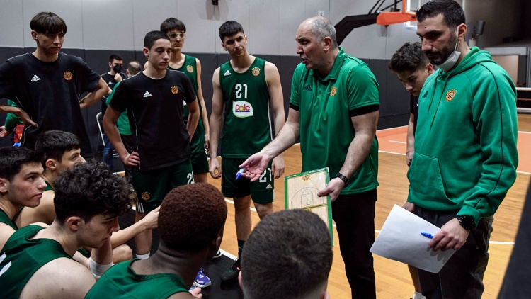 U18 Rising Stars: &Sigma;&tau;&eta;&nu; 3&eta; &theta;έ&sigma;&eta; &mu;&epsilon; &nu;ί&kappa;&eta; &epsilon;&pi;ί &tau;&omicron;&upsilon; Ά&rho;&eta; &omicron; &Pi;&alpha;&nu;&alpha;&theta;&eta;&nu;&alpha;ϊ&kappa;ό&sigmaf;