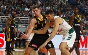 &Kappa;&upsilon;&rho;&iota;&alpha;&rho;&chi;&epsilon;ί &kappa;ό&nu;&tau;&rho;&alpha; &sigma;&tau;&eta;&nu; &Alpha;&Epsilon;&Kappa; &omicron; &Pi;&alpha;&nu;&alpha;&theta;&eta;&nu;&alpha;ϊ&kappa;ό&sigmaf;