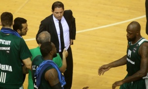 &Pi;&alpha;&sigma;&kappa;&omicron;&upsilon;ά&lambda;: &laquo;&Epsilon;ί&chi;&alpha;&mu;&epsilon; 20 &lambda;&epsilon;&pi;&tau;ά &epsilon;&xi;&alpha;&iota;&rho;&epsilon;&tau;&iota;&kappa;&omicron;ύ &mu;&pi;ά&sigma;&kappa;&epsilon;&tau;&raquo;