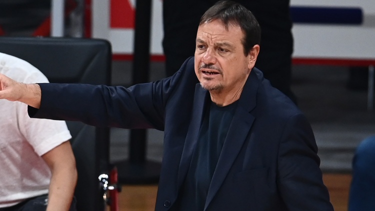 Ά&tau;&alpha;&mu;&alpha;&nu;: &laquo;&Omicron; &Sigma;&omicron;&rho;&tau;&sigmaf; έ&delta;&epsilon;&iota;&xi;&epsilon; &tau;&iota;&sigmaf; &delta;&upsilon;&nu;&alpha;&tau;ό&tau;&eta;&tau;έ&sigmaf; &tau;&omicron;&upsilon; - &Alpha;&nu; &pi;&alpha;ί&xi;&omicron;&upsilon;&mu;&epsilon; έ&tau;&sigma;&iota; &sigma;&tau;&eta;&nu; έ&delta;&rho;&alpha; &mu;&alpha;&sigmaf;, &omicron;&iota; &tau;έ&sigma;&sigma;&epsilon;&rho;&iota;&sigmaf; &pi;ό&nu;&tau;&omicron;&iota; &epsilon;ί&nu;&alpha;&iota; &pi;&lambda;&epsilon;&omicron;&nu;έ&kappa;&tau;&eta;&mu;&alpha; &gamma;&iota;&alpha; &epsilon;&mu;ά&sigmaf;&raquo;