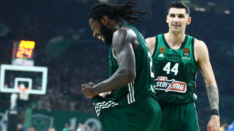 &Tau;&alpha; highlights &tau;&eta;&sigmaf; &nu;ί&kappa;&eta;&sigmaf; &pi;&omicron;&upsilon; έ&sigma;&tau;&epsilon;&iota;&lambda;&epsilon; &tau;&omicron;&nu; &Pi;&alpha;&nu;&alpha;&theta;&eta;&nu;&alpha;ϊ&kappa;ό &sigma;&tau;&omicron; Final 4 (vid)