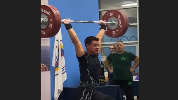 &Pi;&rho;&epsilon;&mu;&iota;έ&rho;&alpha; &mu;&epsilon; 6&eta; &theta;έ&sigma;&eta; &gamma;&iota;&alpha; &tau;&omicron;&nu; &Pi;&alpha;&nu;&alpha;&theta;&eta;&nu;&alpha;ϊ&kappa;ό &sigma;&tau;&omicron; &Pi;&alpha;&nu;&epsilon;&lambda;&lambda;ή&nu;&iota;&omicron; &tau;&eta;&sigmaf; ά&rho;&sigma;&eta;&sigmaf; &beta;&alpha;&rho;ώ&nu;