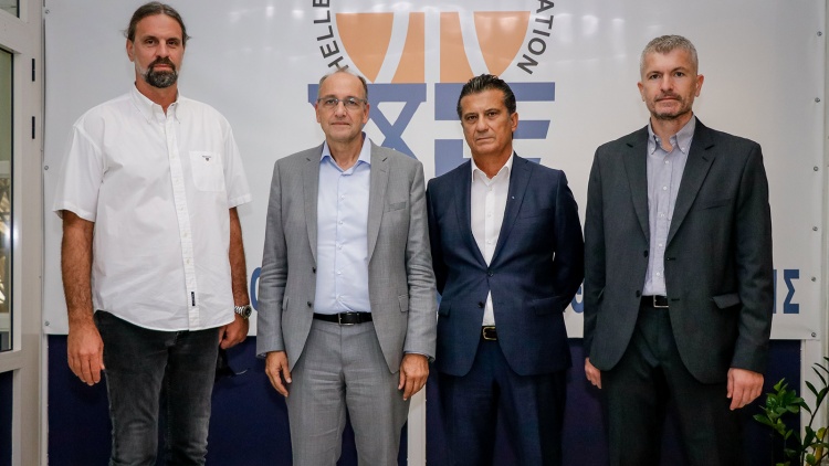 &Sigma;&epsilon; &kappa;&alpha;&lambda;ό &kappa;&lambda;ί&mu;&alpha; &eta; &sigma;&upsilon;&nu;ά&nu;&tau;&eta;&sigma;&eta; &Pi;&alpha;&nu;&alpha;&theta;&eta;&nu;&alpha;ϊ&kappa;&omicron;ύ-&Epsilon;&Omicron;&Kappa;
