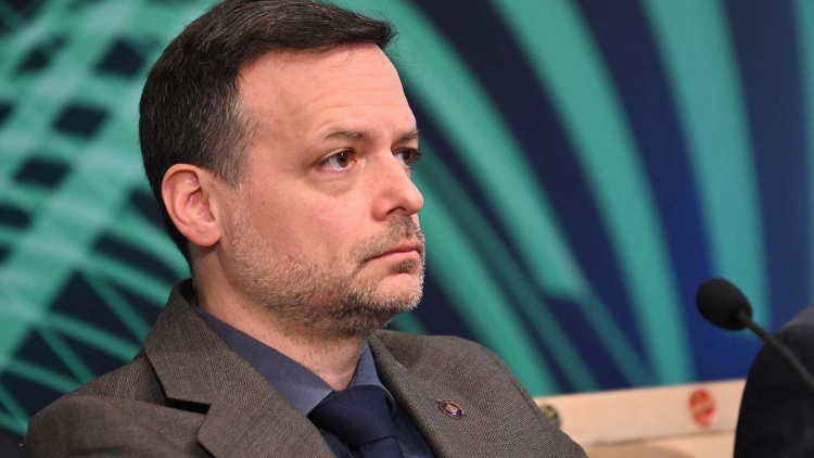 &Delta;&omicron;ύ&kappa;&alpha;&sigmaf;: &laquo;Έ&tau;&omicron;&iota;&mu;&omicron; &tau;&omicron; &gamma;ή&pi;&epsilon;&delta;&omicron; &tau;&omicron;&upsilon; &Pi;&alpha;&nu;&alpha;&theta;&eta;&nu;&alpha;ϊ&kappa;&omicron;ύ &sigma;&tau;&omicron;&nu; &Beta;&omicron;&tau;&alpha;&nu;&iota;&kappa;ό &mu;έ&chi;&rho;&iota; &tau;&omicron;&nu; &Mu;ά&iota;&omicron; &tau;&omicron;&upsilon; 2027&raquo;
