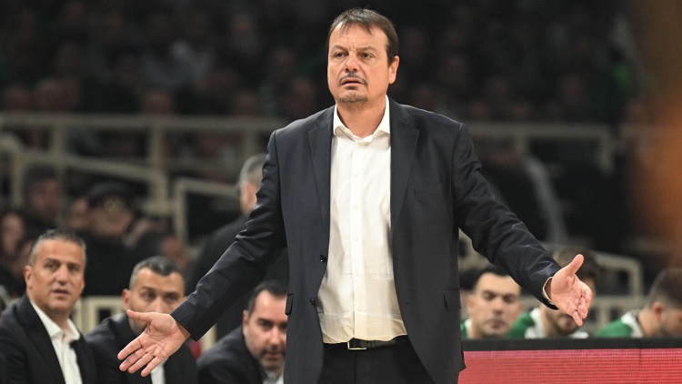 &Alpha;&tau;&alpha;&mu;ά&nu;: &laquo;&Delta;&epsilon;ί&xi;&alpha;&mu;&epsilon; &chi;&alpha;&rho;&alpha;&kappa;&tau;ή&rho;&alpha; &kappa;&alpha;&iota; &pi;ή&rho;&alpha;&mu;&epsilon; &tau;&eta; &nu;ί&kappa;&eta; &chi;&omega;&rho;ί&sigmaf; &nu;&alpha; &pi;&alpha;ί&xi;&omicron;&upsilon;&mu;&epsilon; &sigma;&pi;&omicron;&upsilon;&delta;&alpha;ί&alpha;&raquo;