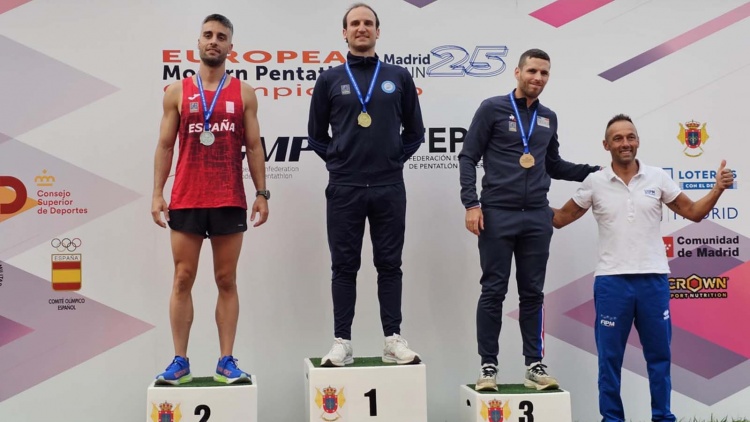 &laquo;&Chi;&rho;&upsilon;&sigma;ό&sigmaf;&raquo; &sigma;&tau;&omicron; &Pi;&alpha;&nu;&epsilon;&upsilon;&rho;&omega;&pi;&alpha;ϊ&kappa;ό Masters &omicron; &Pi;&alpha;ύ&lambda;&omicron;&sigmaf; &Delta;&alpha;&kappa;&omicron;&upsilon;&tau;&rho;ό&sigmaf; &tau;&omicron;&upsilon; &Pi;&alpha;&nu;&alpha;&theta;&eta;&nu;&alpha;ϊ&kappa;&omicron;ύ!