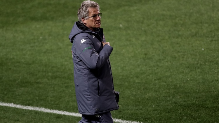 &Mu;&pi;ό&lambda;&omicron;&nu;&iota;: &laquo;&Alpha;&xi;ί&zeta;&epsilon;&iota; &Nu;ό&mu;&pi;&epsilon;&lambda; &omicron; &Alpha;&lambda;&alpha;&phi;&omicron;ύ&zeta;&omicron;&sigmaf; - &Theta;έ&lambda;&omega; &pi;&epsilon;&rho;&iota;&sigma;&sigma;ό&tau;&epsilon;&rho;&omicron; &tau;&eta; &nu;ί&kappa;&eta; &alpha;&pi;' ό&tau;&iota; &omicron;&iota; &omicron;&pi;&alpha;&delta;&omicron;ί&raquo;