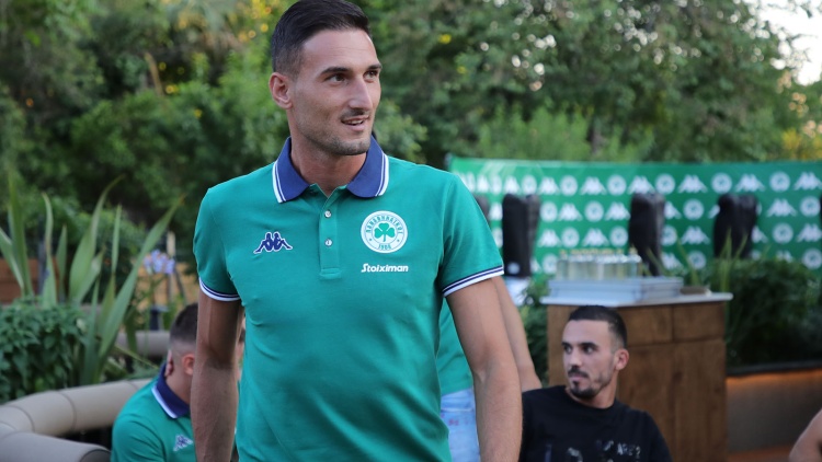 &laquo;&Eta; &Alpha;&nu;&kappa;&alpha;&rho;&alpha;&gamma;&kappa;&omicron;&upsilon;&tau;&sigma;&omicron;ύ &pi;&rho;&omicron;&chi;&omega;&rho;ά&epsilon;&iota; &gamma;&iota;&alpha; &Mu;&alpha;&kappa;έ&nu;&tau;&alpha;&raquo; (pic)