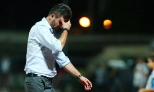 &Omicron;&upsilon;&zeta;&omicron;&upsilon;&nu;ί&delta;&eta;&sigmaf;: &laquo;&Phi;&tau;&alpha;ί&omega; &epsilon;&gamma;ώ&raquo;
