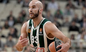 &Kappa;&alpha;&lambda;ά&theta;&eta;&sigmaf;: &laquo;&Omicron; &Pi;&alpha;&nu;&alpha;&theta;&eta;&nu;&alpha;ϊ&kappa;ό&sigmaf; &tau;&omicron; &kappa;&alpha;&lambda;ύ&tau;&epsilon;&rho;&omicron; &kappa;&lambda;&alpha;&mu;&pi; &tau;&eta;&sigmaf; &Epsilon;&upsilon;&rho;ώ&pi;&eta;&sigmaf;&raquo; (audio)
