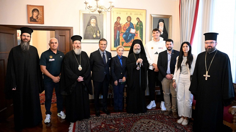 &Theta;&epsilon;&rho;&mu;ή &upsilon;&pi;&omicron;&delta;&omicron;&chi;ή &gamma;&iota;&alpha; &tau;&eta;&nu; &Kappa;&Alpha;&Epsilon; &Pi;&alpha;&nu;&alpha;&theta;&eta;&nu;&alpha;ϊ&kappa;ό&sigmaf; &sigma;&tau;&eta;&nu; &Epsilon;&lambda;&lambda;&eta;&nu;&omicron;&rho;&theta;ό&delta;&omicron;&xi;&eta; &Alpha;&rho;&chi;&iota;&epsilon;&pi;&iota;&sigma;&kappa;&omicron;&pi;ή &Alpha;&upsilon;&sigma;&tau;&rho;&alpha;&lambda;ί&alpha;&sigmaf; (pics)