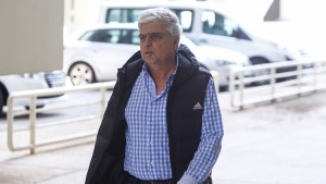 &Sigma;&tau;&eta; &sigma;ύ&sigma;&kappa;&epsilon;&psi;&eta; &tau;&omicron;&upsilon; &Epsilon;&Sigma;&Alpha;&Kappa;&Epsilon; &omicron; &Mu;ά&nu;&omicron;&sigmaf; &Pi;&alpha;&pi;&alpha;&delta;ό&pi;&omicron;&upsilon;&lambda;&omicron;&sigmaf;