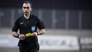 &Alpha;&upsilon;&tau;ό&sigmaf; &sigma;&phi;&upsilon;&rho;ί&zeta;&epsilon;&iota; &sigma;&tau;&omicron; &Lambda;&alpha;&mu;ί&alpha;-&Pi;&alpha;&nu;&alpha;&theta;&eta;&nu;&alpha;ϊ&kappa;ό&sigmaf;