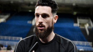 &Rho;ά&omicron;&upsilon;&tau;&iota;&nu;&sigmaf;: &laquo;&Eta; ά&mu;&upsilon;&nu;ά &mu;&alpha;&sigmaf; &theta;&alpha; &epsilon;ί&nu;&alpha;&iota; &tau;&omicron; &kappa;&lambda;&epsilon;&iota;&delta;ί&raquo;