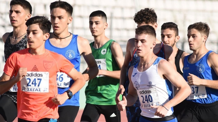 &Tau;&omicron; &pi;ά&lambda;&epsilon;&psi;&epsilon; &sigma;&tau;&omicron; &Pi;&alpha;&nu;&epsilon;&lambda;&lambda;ή&nu;&iota;&omicron; &pi;&rho;&omega;&tau;ά&theta;&lambda;&eta;&mu;&alpha; &omicron; &Mu;&pi;&omicron;&upsilon;&rho;&delta;έ&kappa;&alpha;&sigmaf;