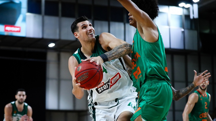 &Tau;&alpha; highlights &tau;&eta;&sigmaf; &nu;ί&kappa;&eta;&sigmaf; &tau;&omicron;&upsilon; &Pi;&alpha;&nu;&alpha;&theta;&eta;&nu;&alpha;ϊ&kappa;&omicron;ύ &epsilon;&pi;ί &tau;&eta;&sigmaf; &Tau;&sigma;&epsilon;&nu;&tau;&epsilon;&beta;ί&tau;&alpha; &Omicron;&lambda;ί&mu;&pi;&iota;&alpha; (vid)