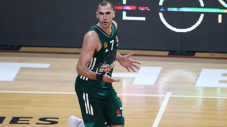 &Mu;&epsilon; &Mu;&pi;&omicron;&chi;&omega;&rho;ί&delta;&eta; &kappa;ό&nu;&tau;&rho;&alpha; &sigma;&tau;&eta;&nu; &Tau;&Sigma;&Sigma;&Kappa;&Alpha; &omicron; &Pi;&alpha;&nu;&alpha;&theta;&eta;&nu;&alpha;ϊ&kappa;ό&sigmaf;