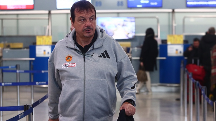 Ά&tau;&alpha;&mu;&alpha;&nu;: &laquo;&Alpha;&pi;έ&nu;&alpha;&nu;&tau;&iota; &sigma;&tau;&omicron; &Pi;&epsilon;&rho;&iota;&sigma;&tau;έ&rho;&iota; &delta;&epsilon;&nu; &xi;&omicron;&delta;έ&psi;&alpha;&mu;&epsilon; &epsilon;&nu;έ&rho;&gamma;&epsilon;&iota;&alpha; &kappa;&alpha;&iota; &gamma;&iota;' &alpha;&upsilon;&tau;ό &kappa;ά&nu;&alpha;&mu;&epsilon; &pi;&rho;&omicron;&pi;ό&nu;&eta;&sigma;&eta;&raquo;