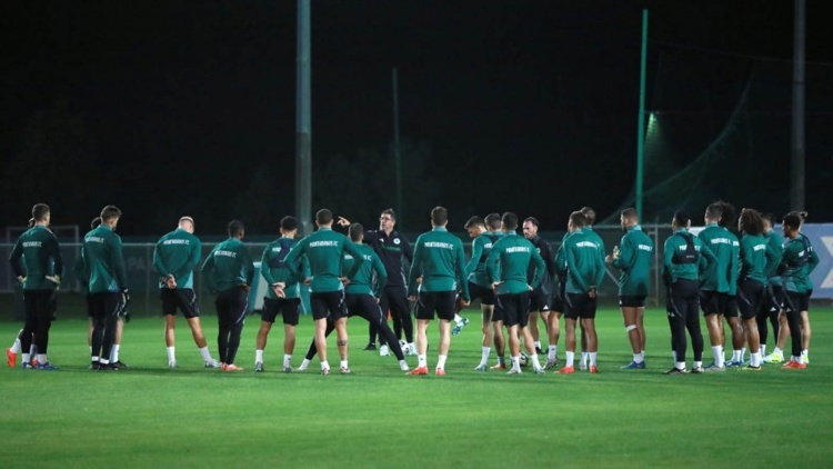 &Eta; &alpha;&pi;&omicron;&sigma;&tau;&omicron;&lambda;ή &tau;&omicron;&upsilon; &Pi;&alpha;&nu;&alpha;&theta;&eta;&nu;&alpha;ϊ&kappa;&omicron;ύ &gamma;&iota;&alpha; &tau;&omicron; &Beta;ό&lambda;&omicron; (pic)
