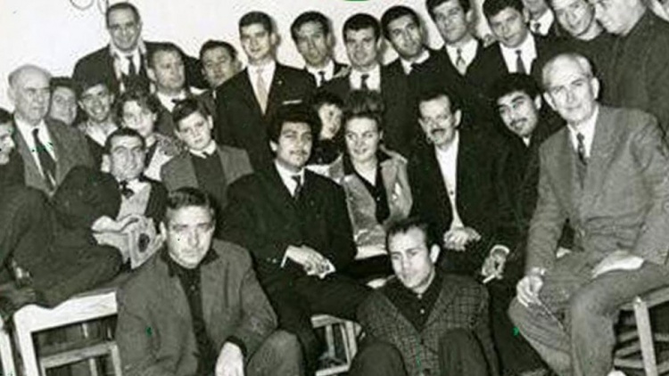 &Eta; &eta;&mu;έ&rho;&alpha; &pi;&omicron;&upsilon; έ&phi;&upsilon;&gamma;&epsilon; &omicron; &Tau;&sigma;&iota;&tau;&sigma;ά&nu;&eta;&sigmaf;
