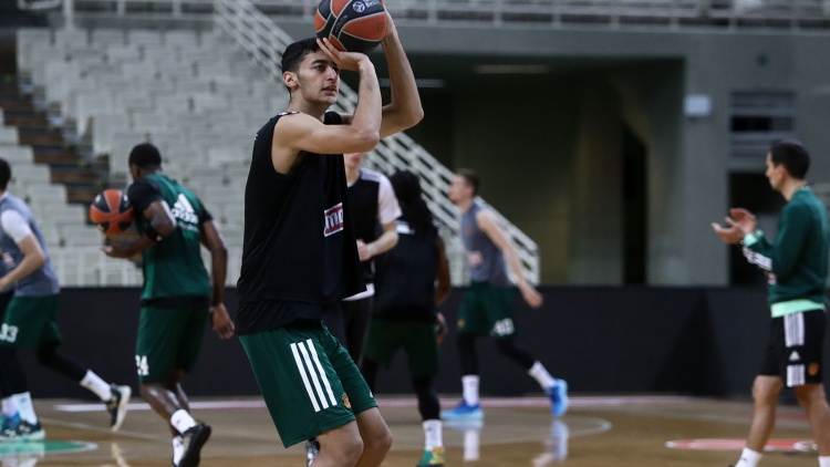 &Sigma;&tau;&omicron; &laquo;Basketball Without Borders&raquo; &tau;&omicron;&upsilon; &Nu;&Beta;&Alpha; &omicron; &Sigma;&alpha;&mu;&omicron;&nu;&tau;&omicron;ύ&rho;&omicron;&beta; (pic)