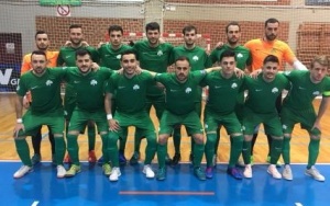 &Mu;&epsilon; &tau;&omicron; &laquo;&delta;&epsilon;&xi;ί&raquo; &sigma;&tau;&omicron;&upsilon;&sigmaf; &eta;&mu;&iota;&tau;&epsilon;&lambda;&iota;&kappa;&omicron;ύ&sigmaf; &tau;&omicron; &laquo;&tau;&rho;&iota;&phi;ύ&lambda;&lambda;&iota;&raquo;