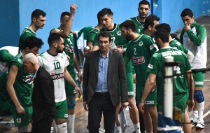 &Alpha;&nu;&delta;&rho;&epsilon;ό&pi;&omicron;&upsilon;&lambda;&omicron;&sigmaf;: &laquo;&Pi;&rho;&omega;&tau;&alpha;&gamma;&omega;&nu;&iota;&sigma;&tau;ή&sigmaf; &sigma;&epsilon; &beta;ά&theta;&omicron;&sigmaf; &chi;&rho;ό&nu;&omicron;&upsilon; &omicron; &Pi;&alpha;&nu;&alpha;&theta;&eta;&nu;&alpha;ϊ&kappa;ό&sigmaf;&raquo;