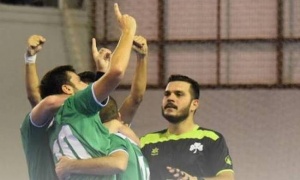 &Pi;&omicron;&delta;ό&sigma;&phi;&alpha;&iota;&rho;&omicron; &Sigma;ά&lambda;&alpha;&sigmaf;: &Phi;&iota;&lambda;&iota;&kappa;ό &mu;&epsilon; &Nu;&tau;&iota;&nu;ά&mu;&omicron; &gamma;&iota;&alpha; &tau;&omicron;&nu; &Pi;&alpha;&nu;&alpha;&theta;&eta;&nu;&alpha;ϊ&kappa;ό