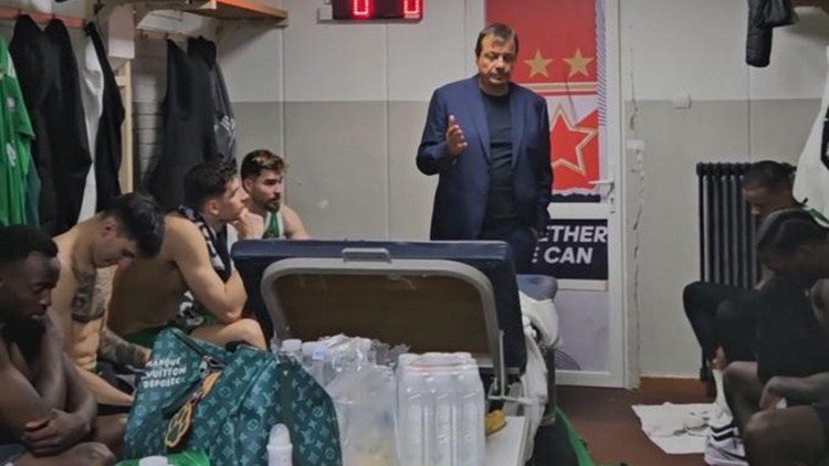 Ά&tau;&alpha;&mu;&alpha;&nu; &sigma;&tau;&omicron;&upsilon;&sigmaf; &pi;&alpha;ί&kappa;&tau;&epsilon;&sigmaf;: &laquo;&Delta;&epsilon;ί&xi;&alpha;&mu;&epsilon; &mu;&alpha;&chi;&eta;&tau;&iota;&kappa;ό&tau;&eta;&tau;&alpha; &kappa;&alpha;&iota; &kappa;&epsilon;&rho;&delta;ί&sigma;&alpha;&mu;&epsilon; &tau;&omicron; &pi;&alpha;&iota;&chi;&nu;ί&delta;&iota;&raquo;