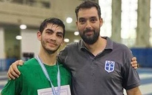&Alpha;&sigma;&eta;&mu;έ&nu;&iota;&omicron; &mu;&epsilon;&tau;ά&lambda;&lambda;&iota;&omicron; &gamma;&iota;&alpha; &tau;&omicron;&nu; &Iota;&sigma;&mu;&alpha;&gamma;ί&lambda;&omicron;&phi;