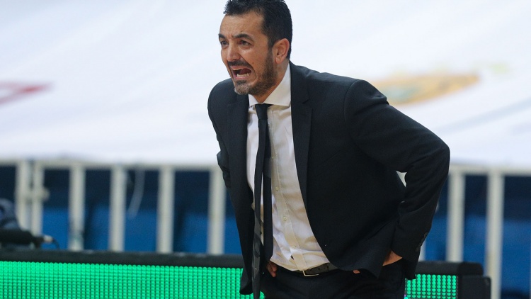 &Beta;ό&beta;&omicron;&rho;&alpha;&sigmaf;: &laquo;Ό&tau;&alpha;&nu; &delta;έ&chi;&epsilon;&sigma;&alpha;&iota; 44 &pi;ό&nu;&tau;&omicron;&upsilon;&sigmaf; &sigma;&tau;&omicron; &delta;&epsilon;ύ&tau;&epsilon;&rho;&omicron; &eta;&mu;ί&chi;&rho;&omicron;&nu;&omicron; &delta;ύ&sigma;&kappa;&omicron;&lambda;&alpha; &kappa;&epsilon;&rho;&delta;ί&zeta;&epsilon;&iota;&sigmaf;&raquo;