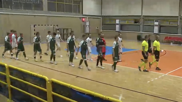 Futsal: &Iota;&sigma;ό&pi;&alpha;&lambda;&omicron;&sigmaf; &omicron; &Pi;&alpha;&nu;&alpha;&theta;&eta;&nu;&alpha;ϊ&kappa;ό&sigmaf; &mu;&epsilon; &tau;&omicron;&nu; &Kappa;&omicron;&rho;&upsilon;&delta;&alpha;&lambda;&lambda;ό (vid)