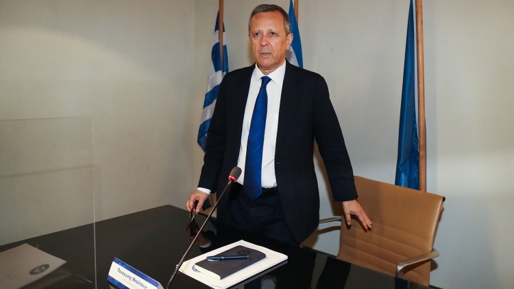&Mu;&pi;&alpha;&lambda;&tau;ά&kappa;&omicron;&sigmaf; &gamma;&iota;&alpha; &Sigma;&iota;&delta;&eta;&rho;ό&pi;&omicron;&upsilon;&lambda;&omicron;: &laquo;&Delta;&epsilon;&nu; &epsilon;ί&chi;&alpha; &gamma;&nu;ώ&sigma;&eta;, &eta; &epsilon;&upsilon;&theta;ύ&nu;&eta; &alpha;&nu;ή&kappa;&epsilon;&iota; &sigma;&tau;&eta;&nu; &Kappa;&Epsilon;&Delta;&raquo;