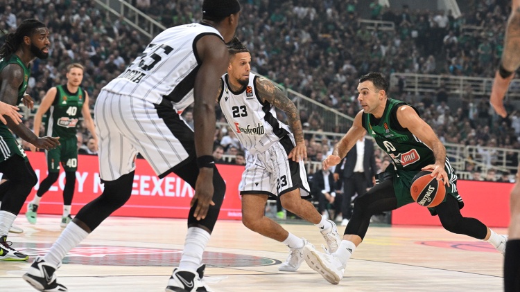 &Alpha;&nu;έ&beta;&eta;&kappa;&epsilon; 5&omicron;&sigmaf; &omicron; &Pi;&alpha;&nu;&alpha;&theta;&eta;&nu;&alpha;ϊ&kappa;ό&sigmaf; &sigma;&tau;&eta;&nu; Euroleague