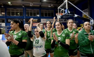 &Nu;ί&kappa;&eta;&sigma;&alpha;&nu; &kappa;&alpha;&iota; έ&pi;&iota;&alpha;&sigma;&alpha;&nu; &kappa;&omicron;&rho;&upsilon;&phi;ή &tau;&alpha; &kappa;&omicron;&rho;ί&tau;&sigma;&iota;&alpha;