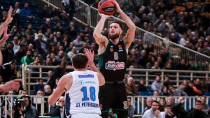 &Kappa;&upsilon;&nu;&eta;&gamma;ά&epsilon;&iota; &rho;&epsilon;&kappa;ό&rho; &sigma;&tau;&iota;&sigmaf; 100ά&rho;&epsilon;&sigmaf; &omicron; &Pi;&alpha;&nu;&alpha;&theta;&eta;&nu;&alpha;ϊ&kappa;ό&sigmaf; (pic)
