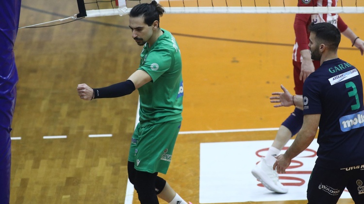 &Pi;&rho;&omega;&tau;&omicron;&psi;ά&lambda;&tau;&eta;&sigmaf;: &laquo;&Pi;ή&rho;&alpha;&mu;&epsilon; &delta;ύ&nu;&alpha;&mu;&eta; &alpha;&pi;ό &tau;&eta; &nu;ί&kappa;&eta; - &Pi;&alpha;&lambda;&epsilon;ύ&omicron;&upsilon;&mu;&epsilon; &kappa;ά&theta;&epsilon; &mu;&alpha;&tau;&sigmaf;&raquo;