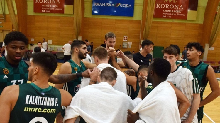 &Pi;&alpha;&nu;&alpha;&theta;&eta;&nu;&alpha;ϊ&kappa;ό&sigmaf; - &Phi;&epsilon;&nu;έ&rho;&mu;&pi;&alpha;&chi;&tau;&sigma;&epsilon;: &Pi;&rho;ώ&tau;&omicron; &tau;&epsilon;&sigma;&tau; &epsilon;&pi;&iota;&pi;έ&delta;&omicron;&upsilon; Euroleague &gamma;&iota;&alpha; &tau;&omicron; &laquo;&tau;&rho;&iota;&phi;ύ&lambda;&lambda;&iota;&raquo;