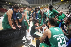 Έ&delta;&epsilon;&iota;&xi;&epsilon; &chi;&alpha;&rho;&alpha;&kappa;&tau;ή&rho;&alpha;, &eta;&tau;&tau;ή&theta;&eta;&kappa;&epsilon; &kappa;&alpha;&iota; &sigma;&upsilon;&nu;&epsilon;&chi;ί&zeta;&epsilon;&iota; &tau;&eta; &delta;&omicron;&upsilon;&lambda;&epsilon;&iota;ά