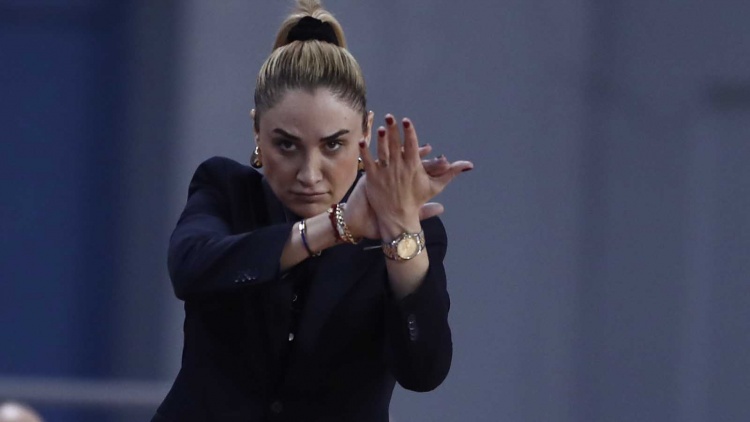&Pi;&rho;ώ&tau;&eta; &pi;&rho;&omicron;&pi;ό&nu;&eta;&sigma;&eta; &gamma;&iota;&alpha; &tau;&eta;&nu; &Epsilon;&rho;&nu;&tau;έ&mu; &sigma;&tau;&omicron;&nu; &Pi;&alpha;&nu;&alpha;&theta;&eta;&nu;&alpha;ϊ&kappa;ό (vid)
