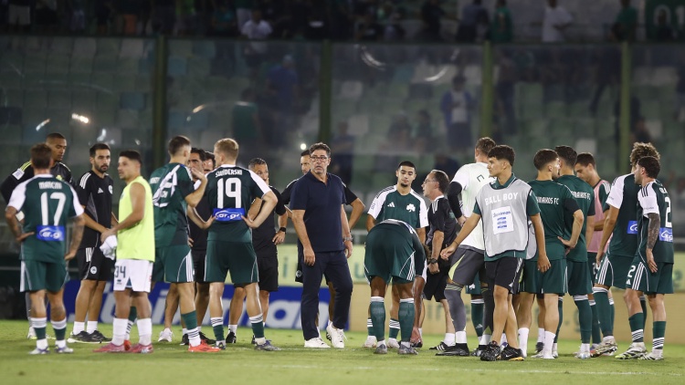 &Eta; &pi;&alpha;&rho;&alpha;&kappa;ά&mu;&epsilon;&rho;&alpha; &tau;&omicron;&upsilon; &Pi;&alpha;&nu;&alpha;&theta;&eta;&nu;&alpha;ϊ&kappa;ό&sigmaf; - &Lambda;&epsilon;&beta;&alpha;&delta;&epsilon;&iota;&alpha;&kappa;ό&sigmaf;: &Tau;&omicron; &gamma;&rho;ή&gamma;&omicron;&rho;&omicron; &gamma;&kappa;&omicron;&lambda;, &omicron;&iota; &pi;&rho;ώ&eta;&nu; &kappa;&alpha;&iota; &omicron;&iota; &alpha;&nu;&tau;&iota;&delta;&rho;ά&sigma;&epsilon;&iota;&sigmaf; &alpha;&pi;ό &pi;ά&gamma;&kappa;&omicron; &kappa;&alpha;&iota; &epsilon;&xi;έ&delta;&rho;&alpha;