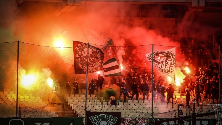 &Pi;&Alpha;&Epsilon; &Pi;&alpha;&nu;&alpha;&theta;&eta;&nu;&alpha;ϊ&kappa;ό&sigmaf;: &Tau;&eta;&nu; &Pi;&alpha;&rho;&alpha;&sigma;&kappa;&epsilon;&upsilon;ή (6/8) &kappa;&upsilon;&kappa;&lambda;&omicron;&phi;&omicron;&rho;&omicron;ύ&nu; &tau;&alpha; &delta;&iota;&alpha;&rho;&kappa;&epsilon;ί&alpha;&sigmaf;