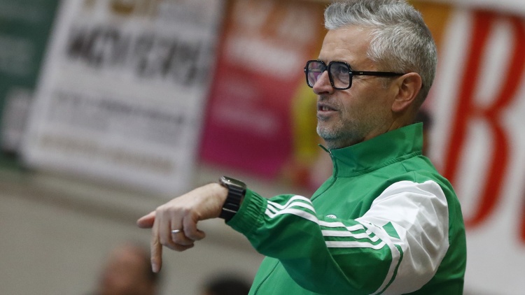 &Kappa;&iota;&alpha;&pi;ί&nu;&iota;: &laquo;&Epsilon;ί&chi;&alpha;&mu;&epsilon; &pi;&omicron;&lambda;&lambda;ά &sigma;&kappa;&alpha;&mu;&pi;&alpha;&nu;&epsilon;&beta;ά&sigma;&mu;&alpha;&tau;&alpha;, &epsilon;ί&mu;&alpha;&sigma;&tau;&epsilon; ό&mu;&omega;&sigmaf; &chi;&alpha;&rho;&omicron;ύ&mu;&epsilon;&nu;&omicron;&iota; &gamma;&iota;&alpha; &tau;&omicron; &tau;&rho;ί&pi;&omicron;&nu;&tau;&omicron; &kappa;&alpha;&iota; &tau;&omicron; &alpha;ή&tau;&tau;&eta;&tau;&omicron;&raquo;
