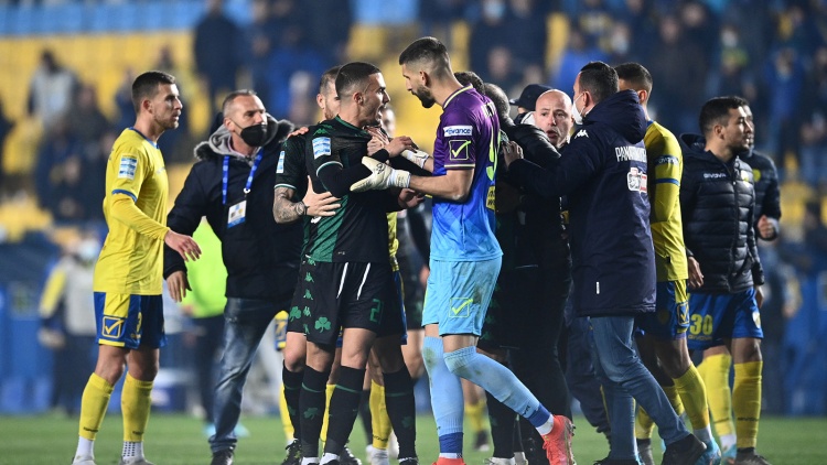 &Kappa;&lambda;ή&theta;&eta;&kappa;&epsilon; &sigma;&epsilon; &alpha;&pi;&omicron;&lambda;&omicron;&gamma;ί&alpha; &eta; &Pi;&Alpha;&Epsilon; &Pi;&alpha;&nu;&alpha;&theta;&eta;&nu;&alpha;ϊ&kappa;ό&sigmaf;